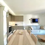 Ac Parking Pool 2br 6 Pax