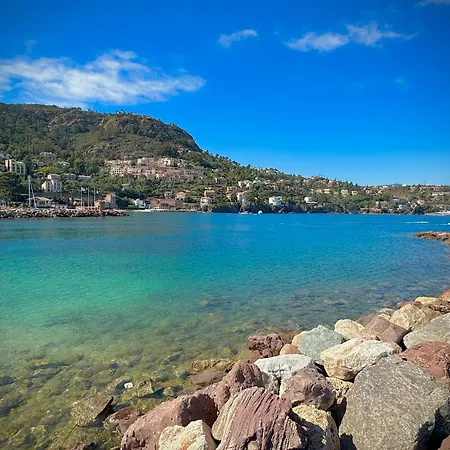 Ac Parking Pool 2br 6 Pax *