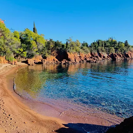 公寓 Ac Parking Pool 2br 6 Pax