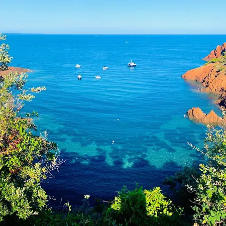 Ac Parking Pool 2br 6 Pax 公寓 *