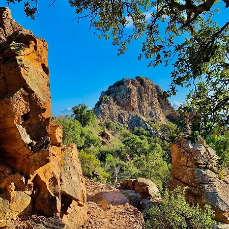 Ac Parking Pool 2br 6 Pax