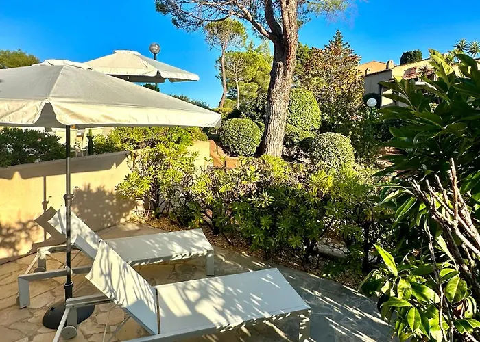 Ac Parking Pool 2br 6 Pax
